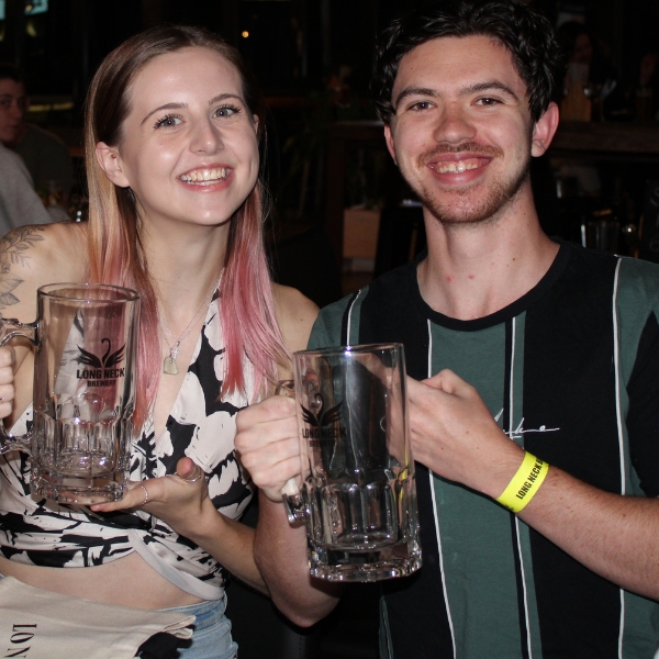 Quiz Night at Long Neck X Dux Nuts