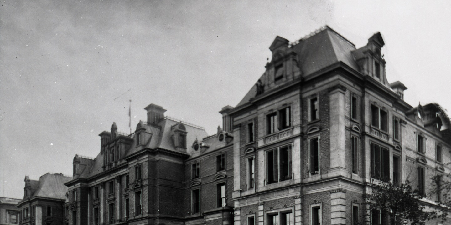 Heritage Tours at the State Buildings