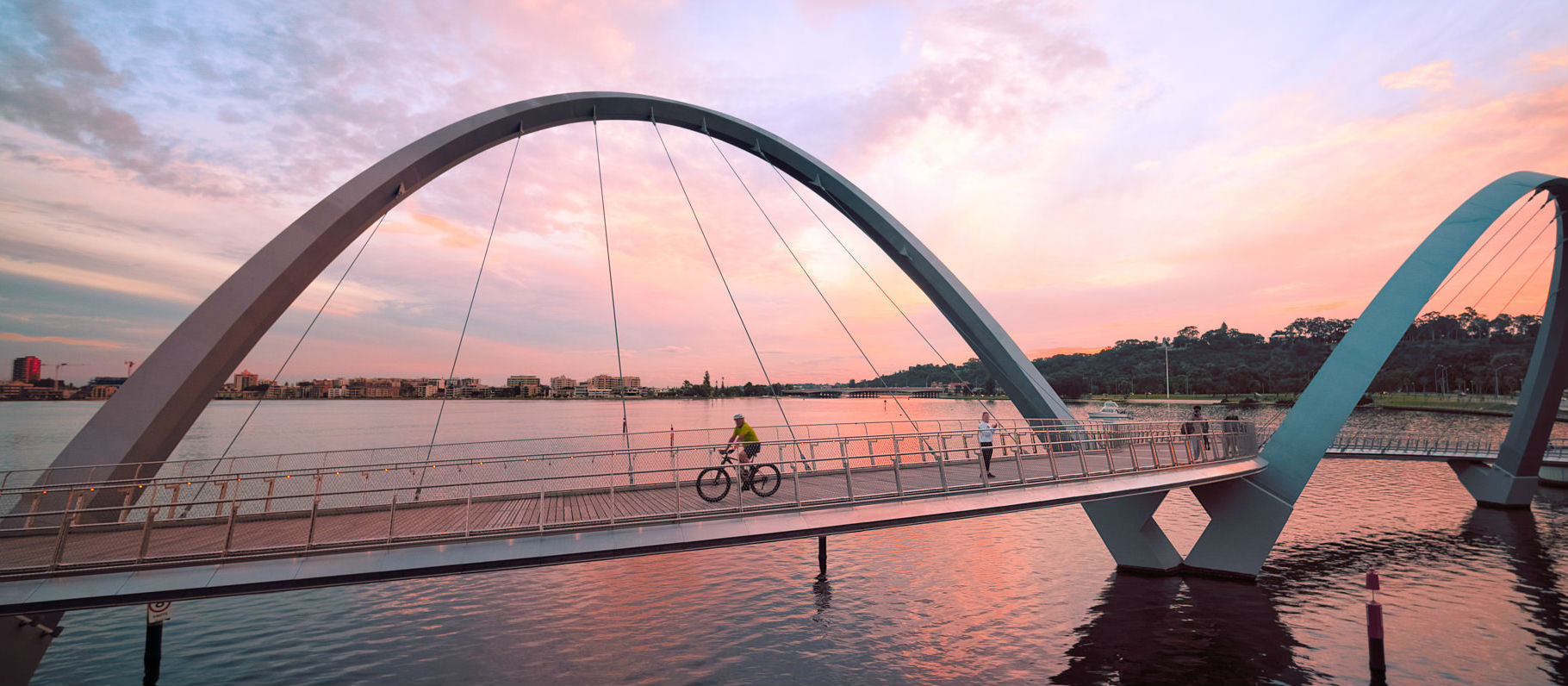 Elizabeth Quay bridge at dusk