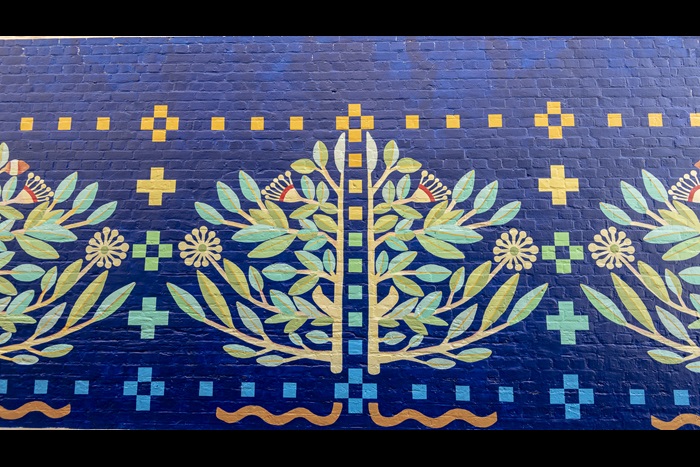Tree Festival mural in Pier Street