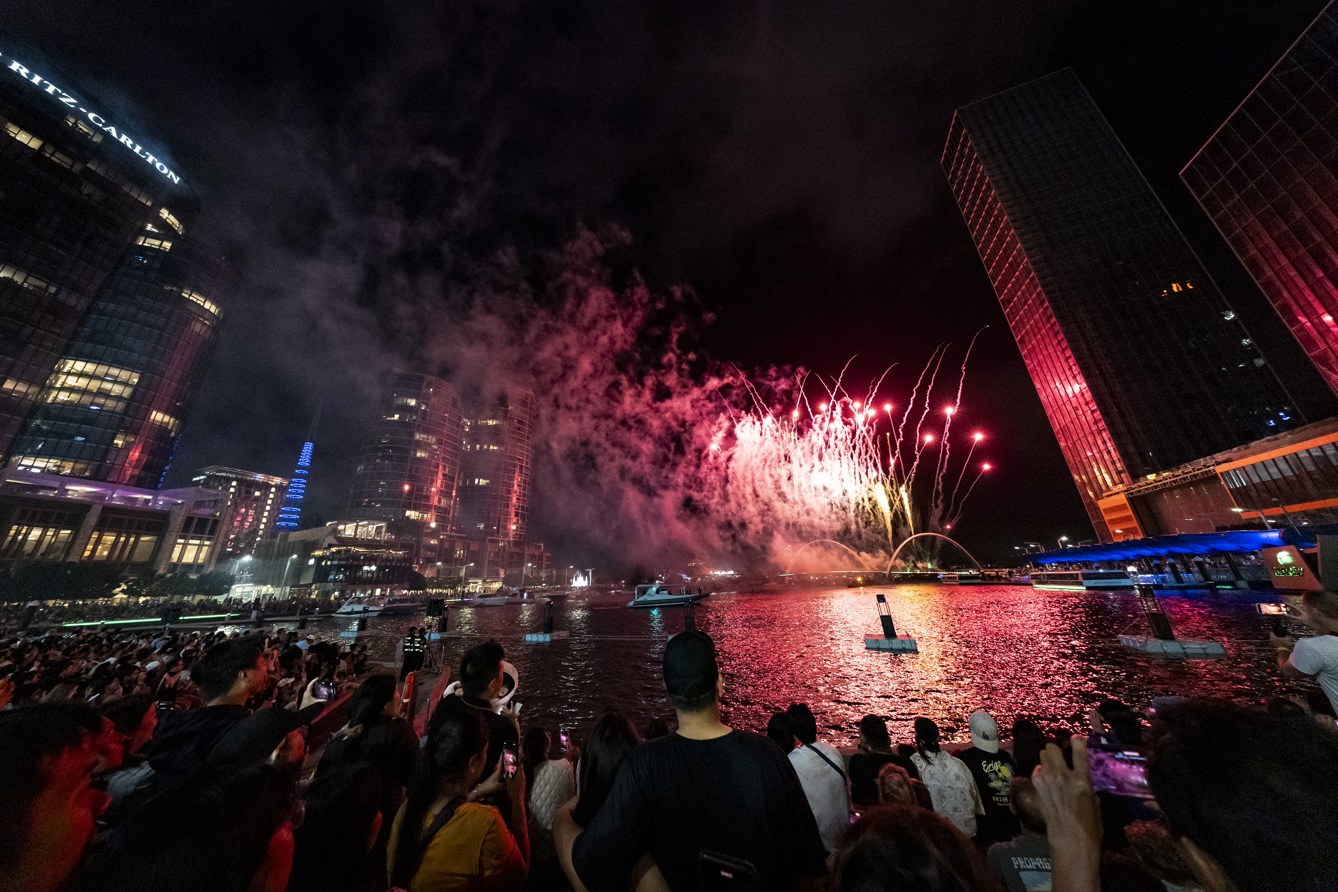 Fireworks at Elizabeth Quay