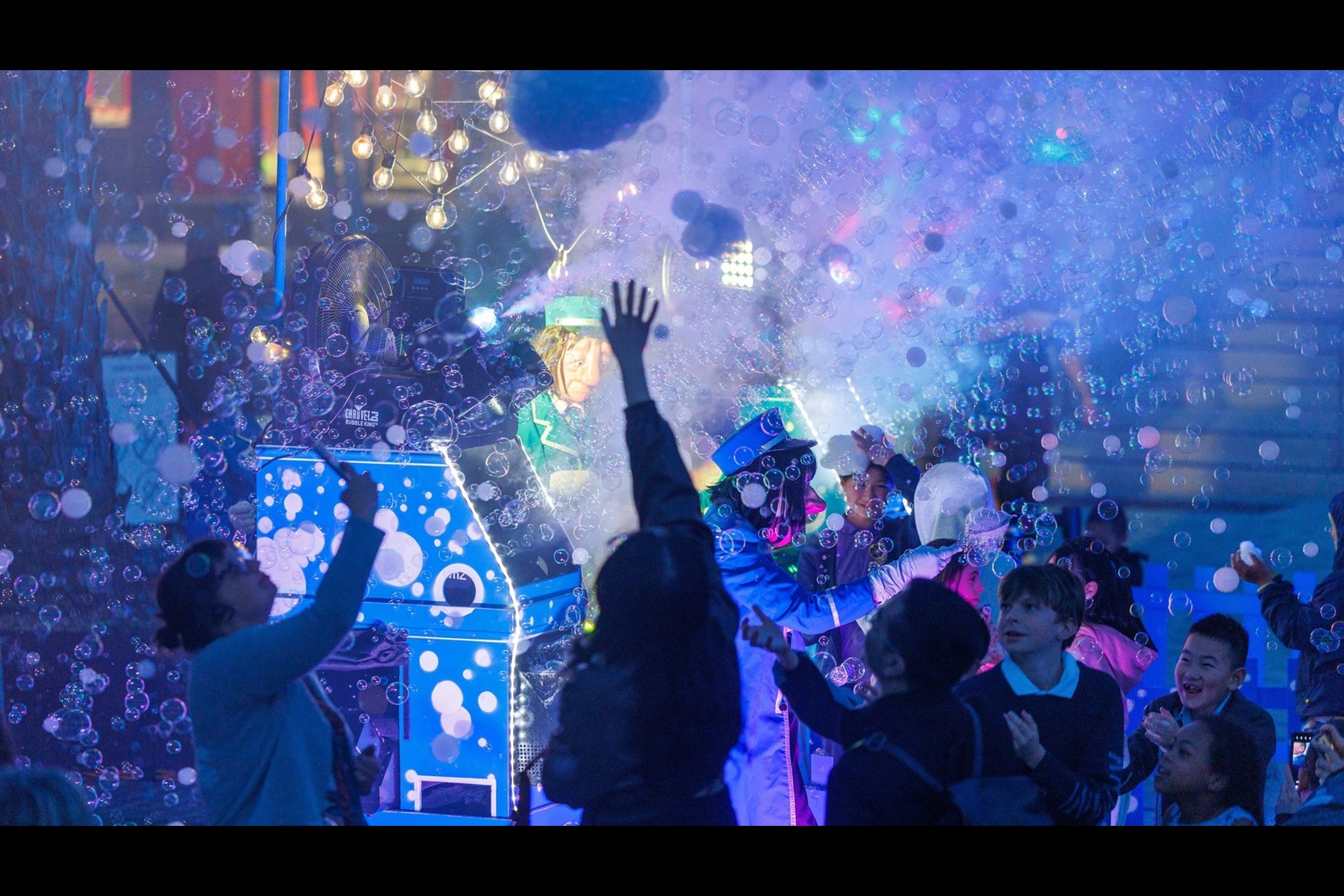 bubble canteen at fringe world festival