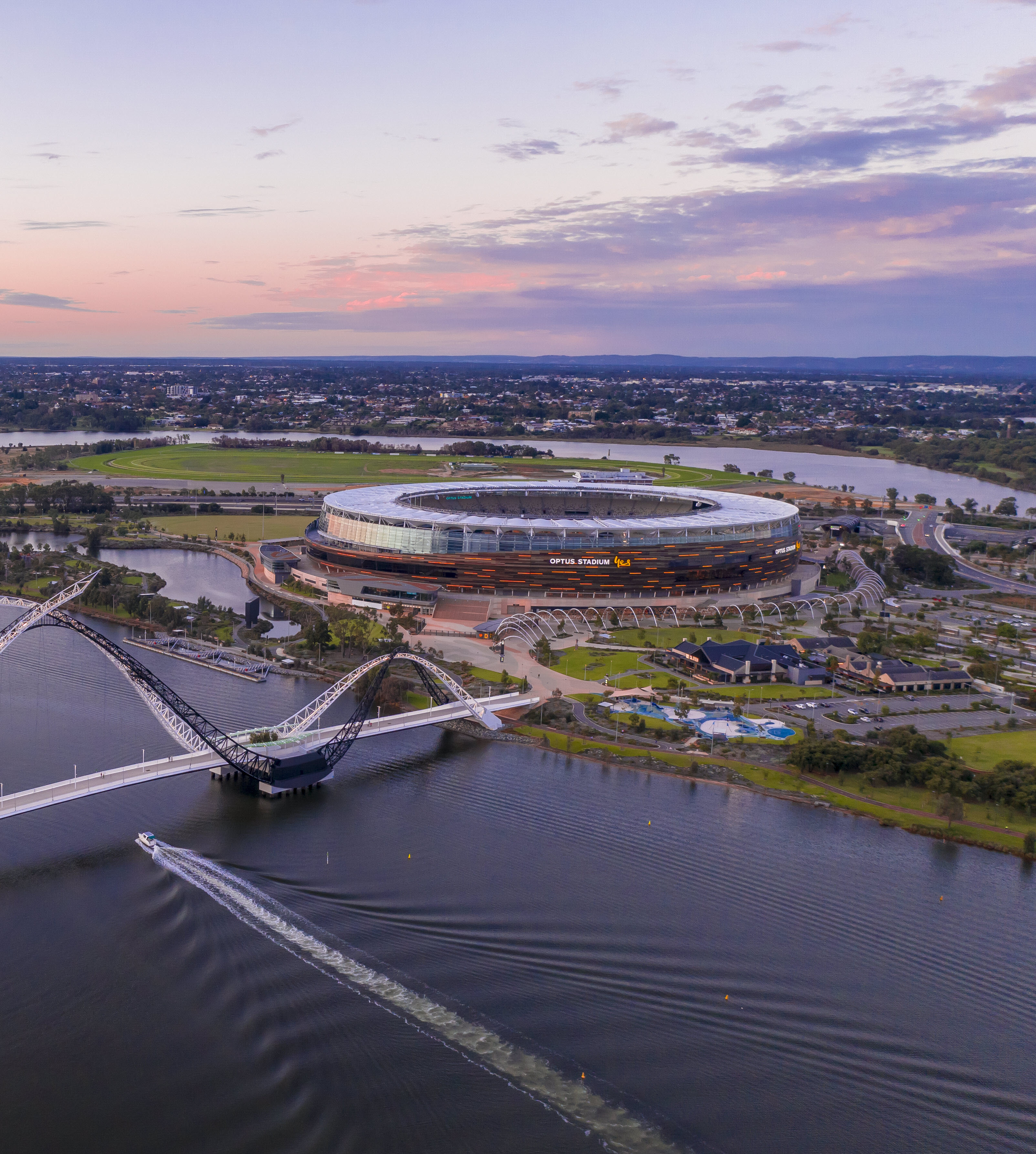 Optus - AFL Final pic