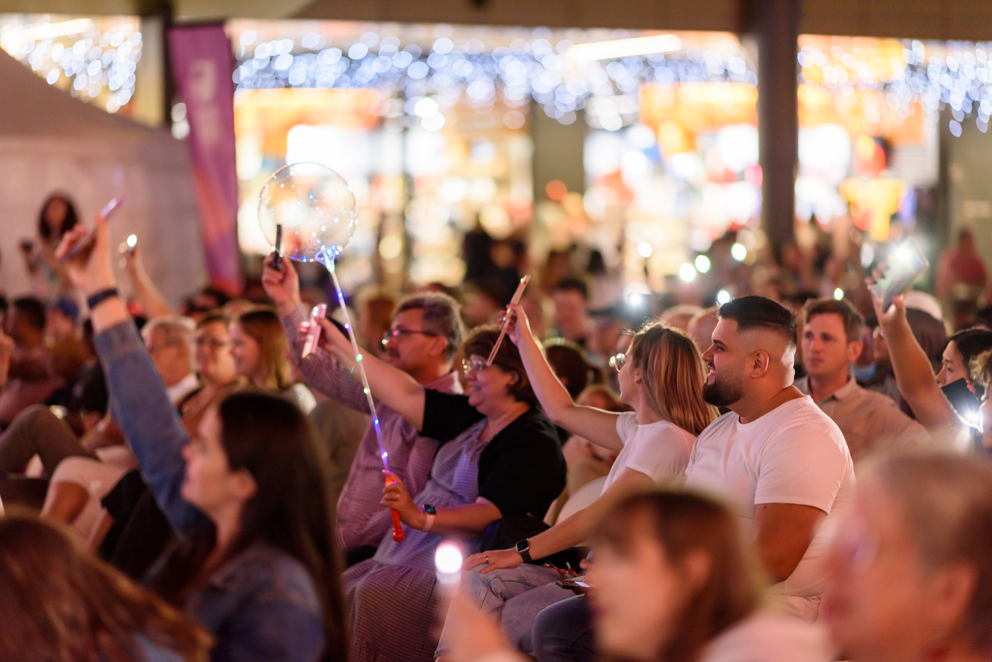 Christmas Nativity Miles Noel Photography crowd shot