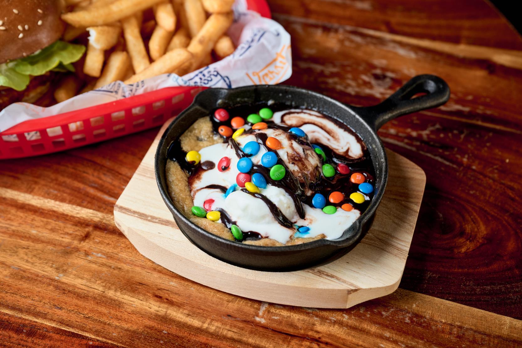 cookie pie with ice cream