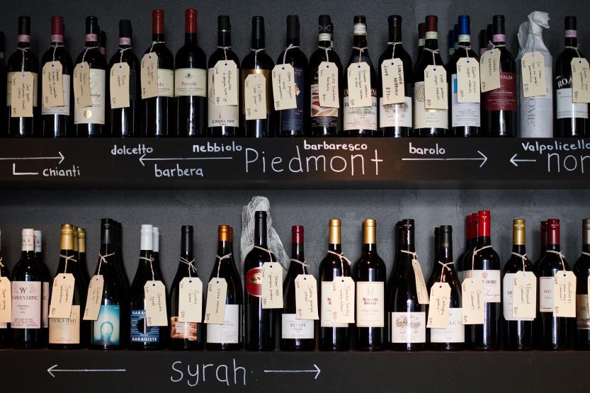 Wine bar at Lalla Rookh