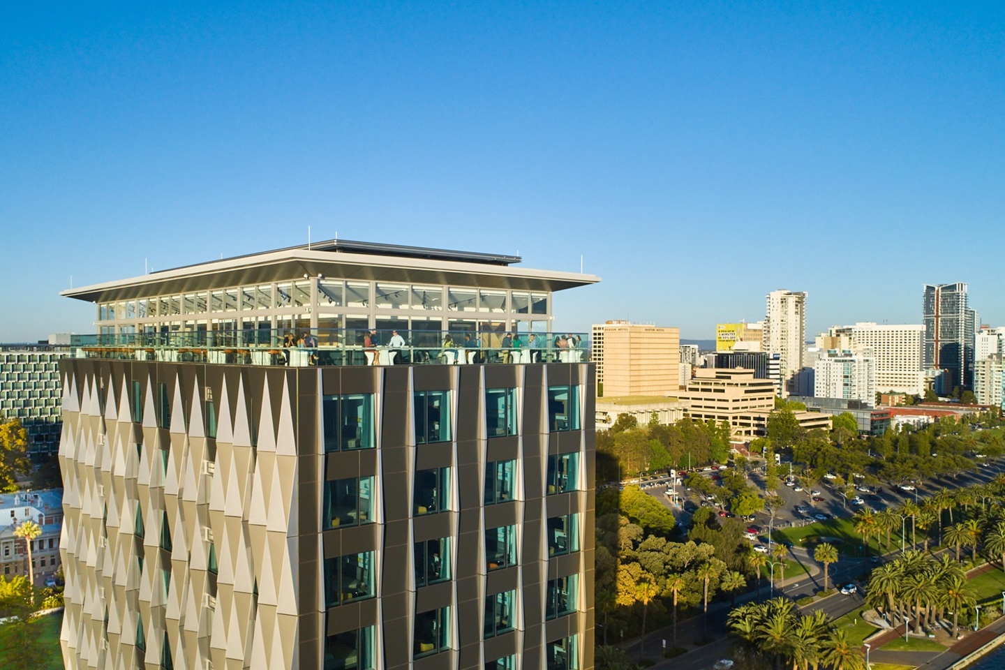 DoubleTree by Hilton Perth Waterfront