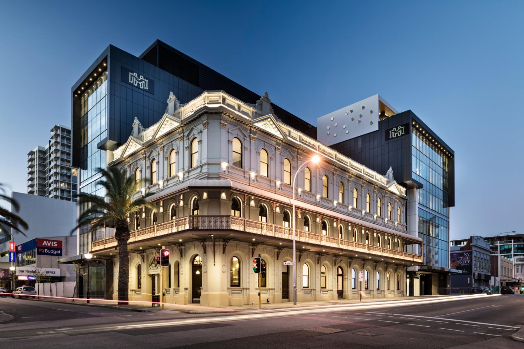 Melb Hotel